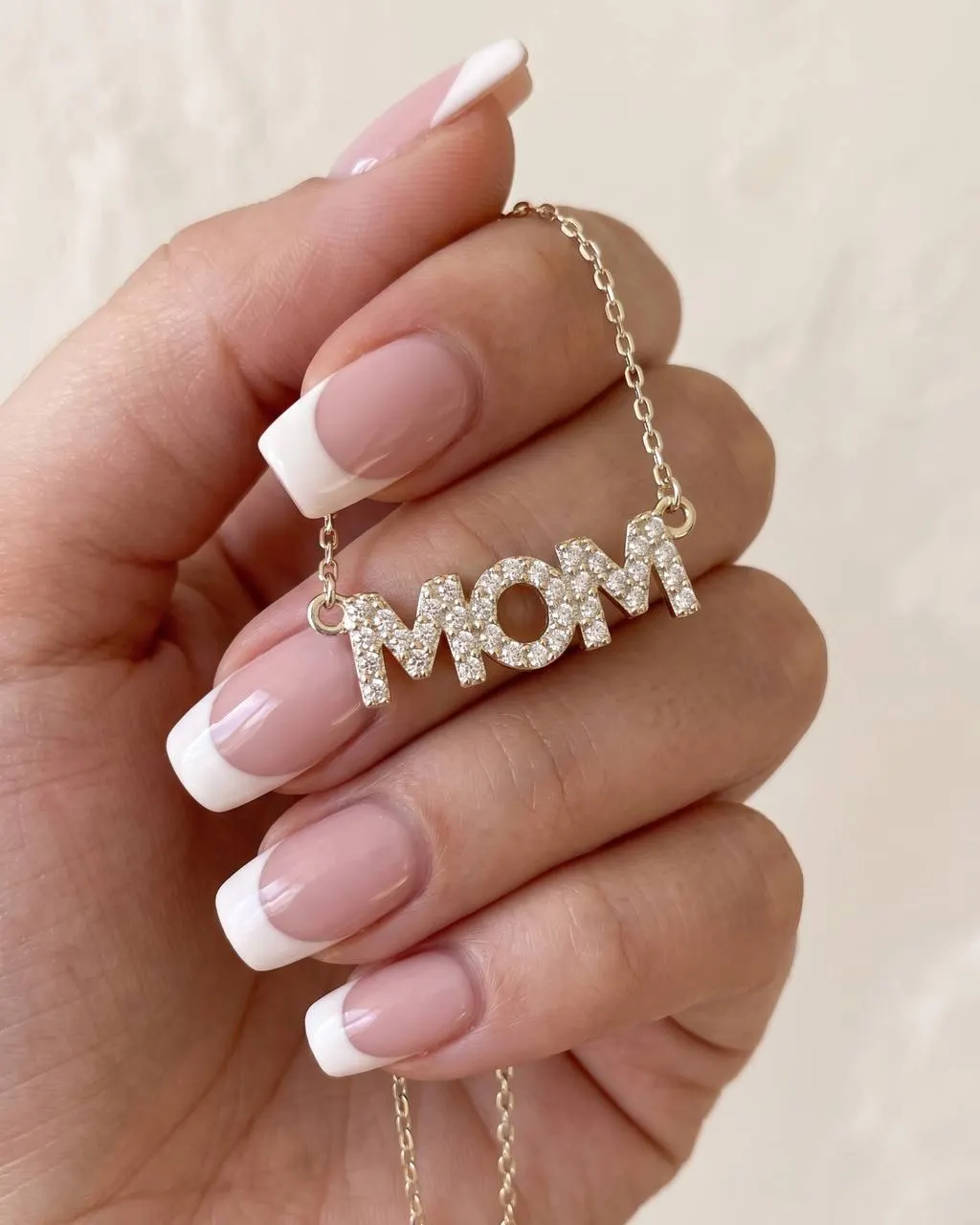 Срібне кольє з написом «Mom», срібло 925 проби 2